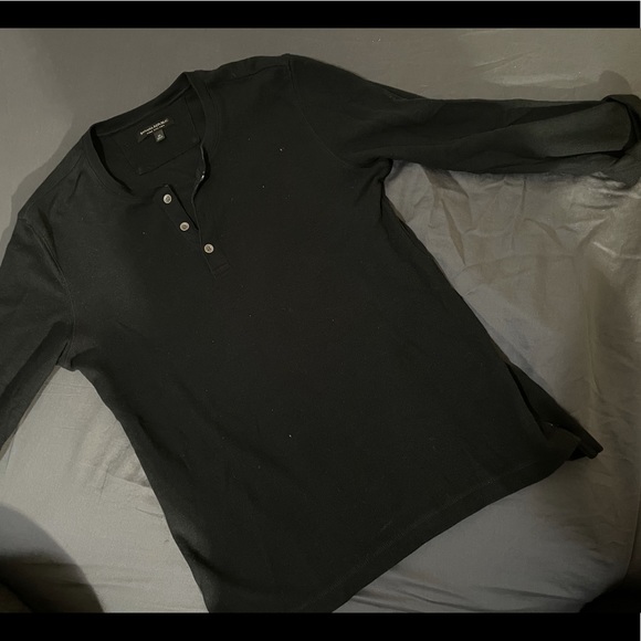 Banana republic men’s long sleeve tee